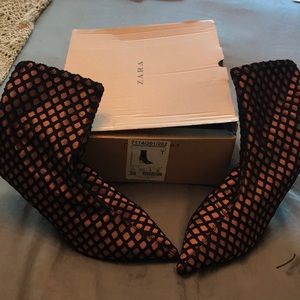 Zara fishnet ankle bootie - brand new